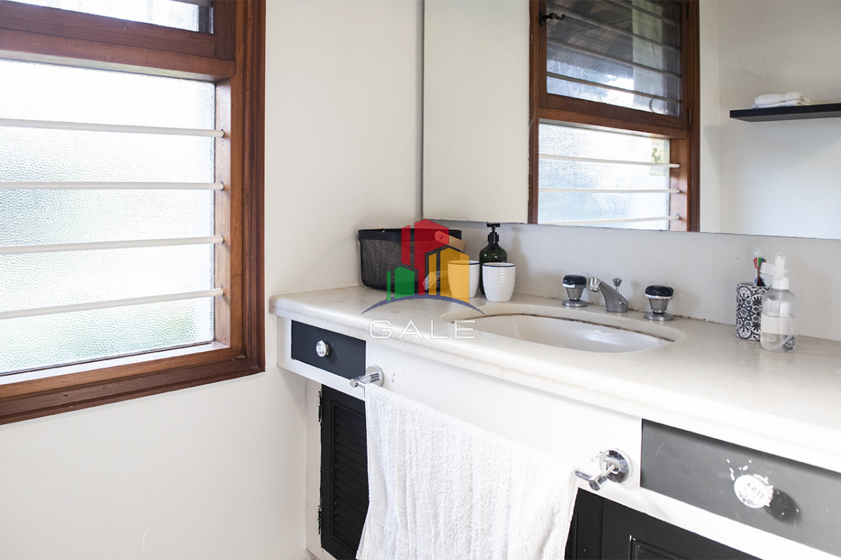 Casa ID.4739 - Casa de 4 dormitorios en venta, en Golf Punta del Este