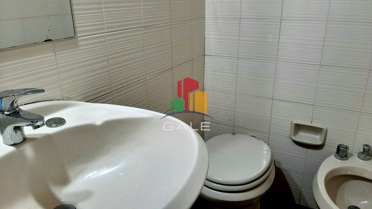 Casa ID.3735 - Casa de 4 dormitorios en venta en Playa Mansa, Punta del Este