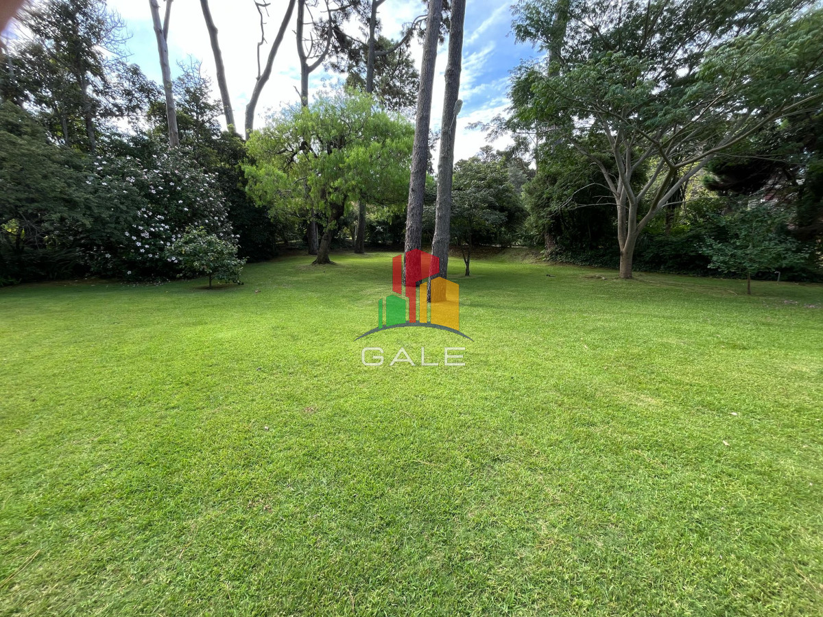 Casa ID.4736 - Hermosa mansión en Golf de 6 dormitorios , Punta del Este