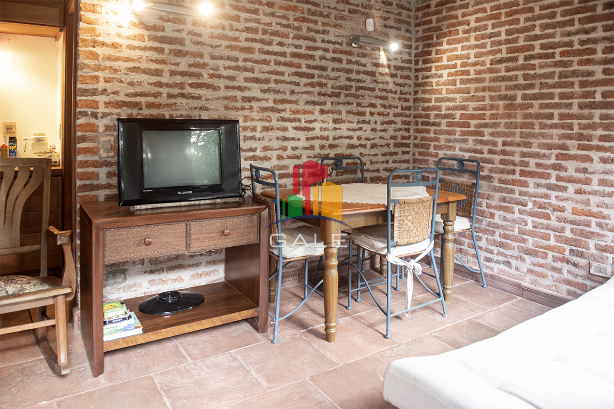 Casa ID.3723 - Vende casa de 4 dormitorios en Cantegirl, Punta del Este