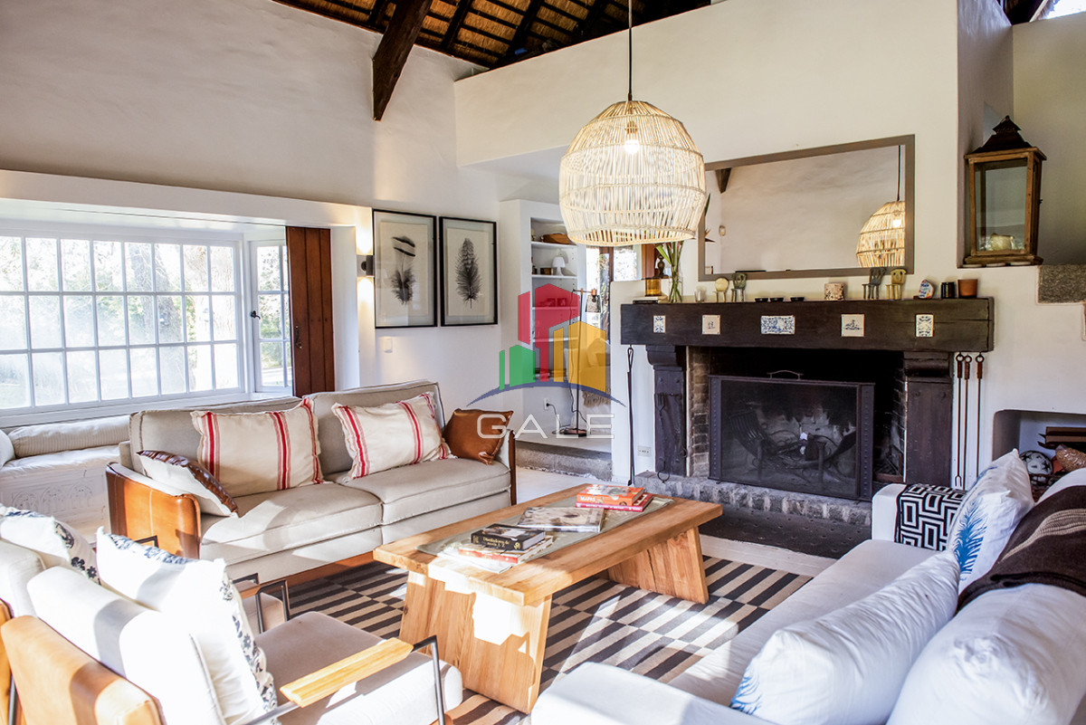 Casa ID.4739 - Casa de 4 dormitorios en venta, en Golf Punta del Este