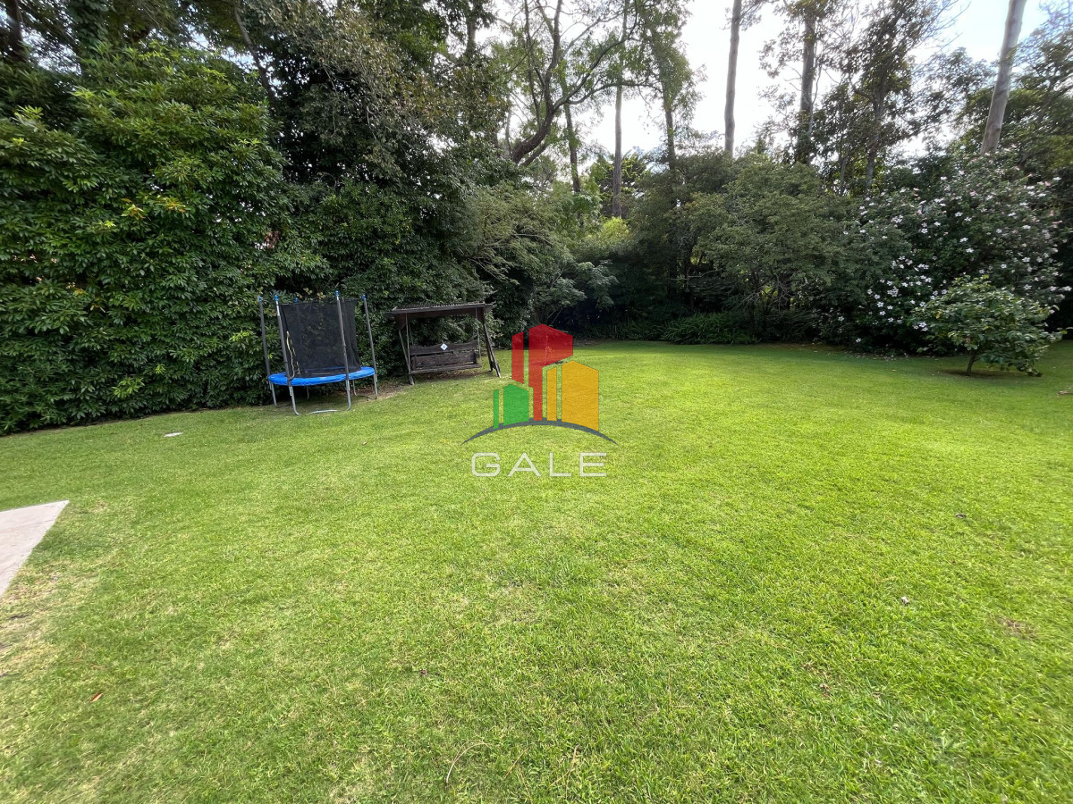 Casa ID.4736 - Hermosa mansión en Golf de 6 dormitorios , Punta del Este