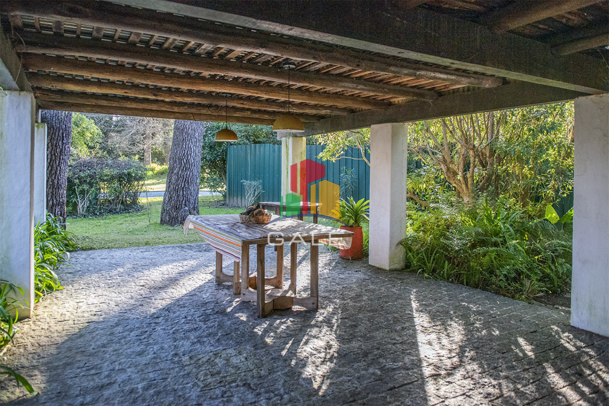 Casa ID.4739 - Casa de 4 dormitorios en venta, en Golf Punta del Este