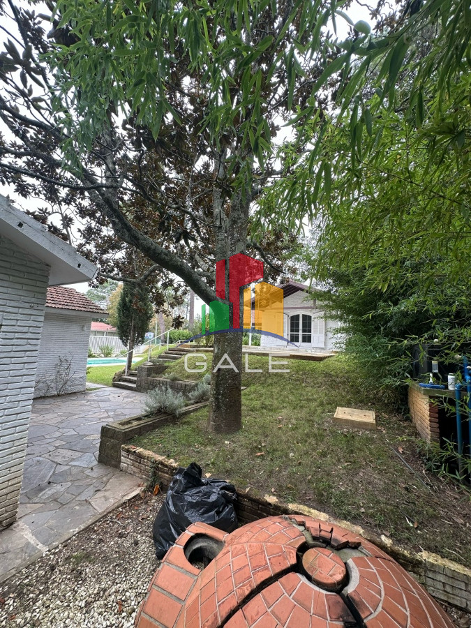 Casa ID.4738 - Casa ideal para clinica privada, zona comercial, Punta del Este