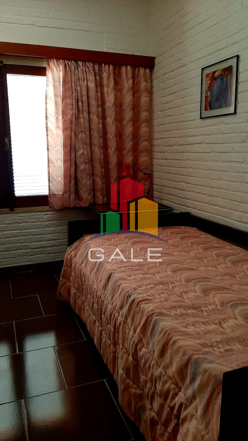 Casa ID.3735 - Casa de 4 dormitorios en venta en Playa Mansa, Punta del Este