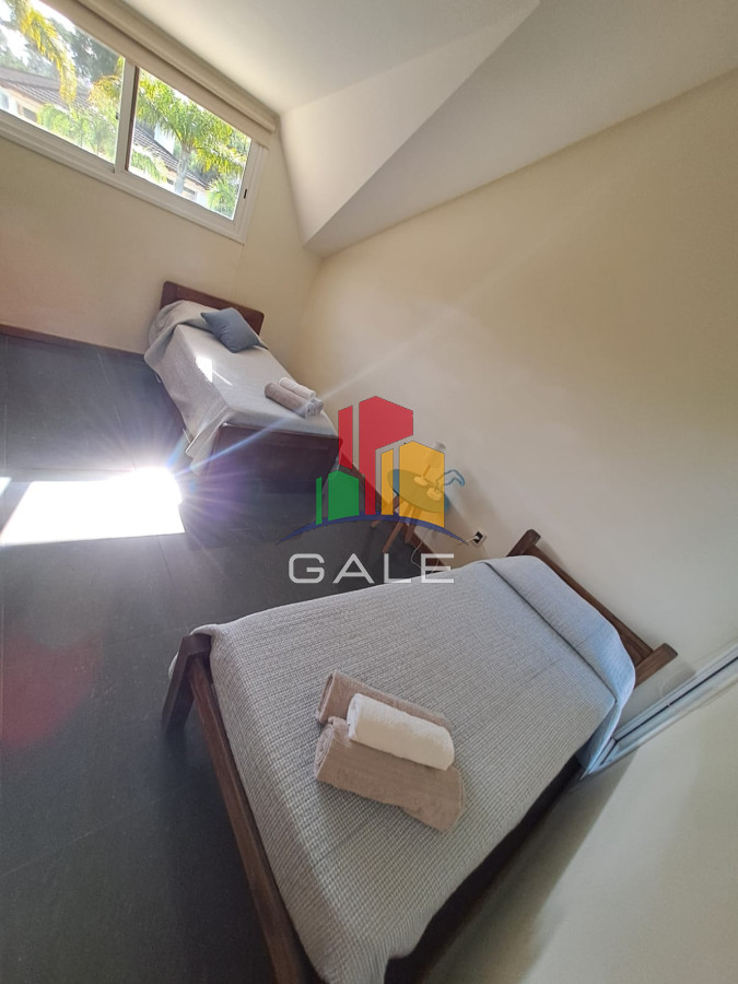 Casa ID.2222 - Espaciosa Casa en Barrio Privado de 6 dorm y piscina en Punta del Este