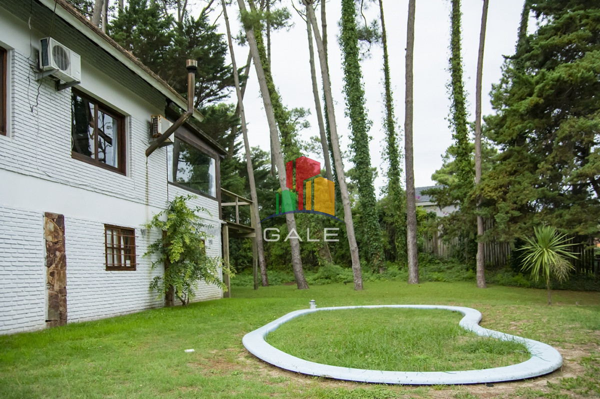 Casa ID.3737 - Casa en Venta de 5 dormitorios en San Rafael , Punta del este 