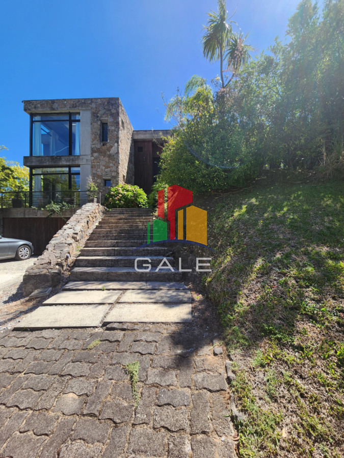 Casa ID.4727 - Casa en Alborada - Punta del Este de 5 dormitorios 