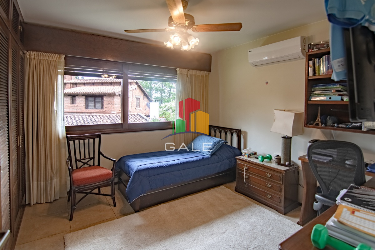 Casa ID.3741 - Casa de gran tamaño ubicada en zona de paz y tranquilidad.