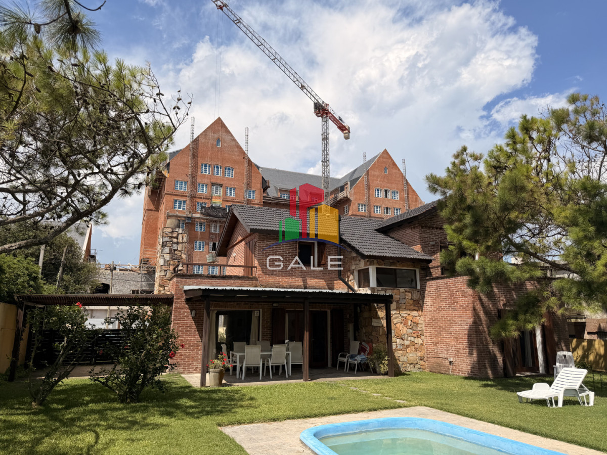 Casa ID.4733 - Vende hermosa casa en san rafael , cerca del mar, Punta del Este