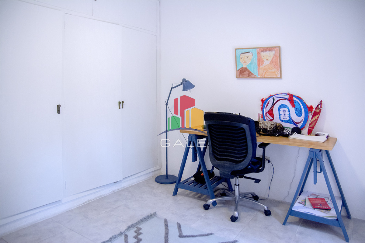 Casa ID.4559 - Excelente chalet de 5 dormitorios en venta a pasos de Playa Mansa Punta del Este