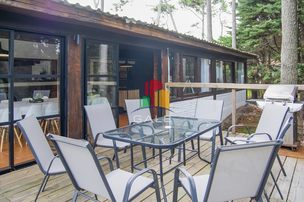 Casa ID.3737 - Casa en Venta de 5 dormitorios en San Rafael , Punta del este 