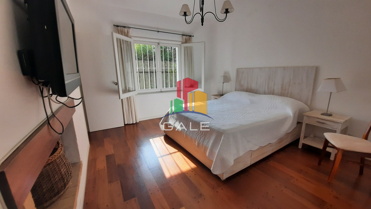 Casa ID.3970 - Exclusiva casa de 4 dormitorios con piscina en Punta del Este