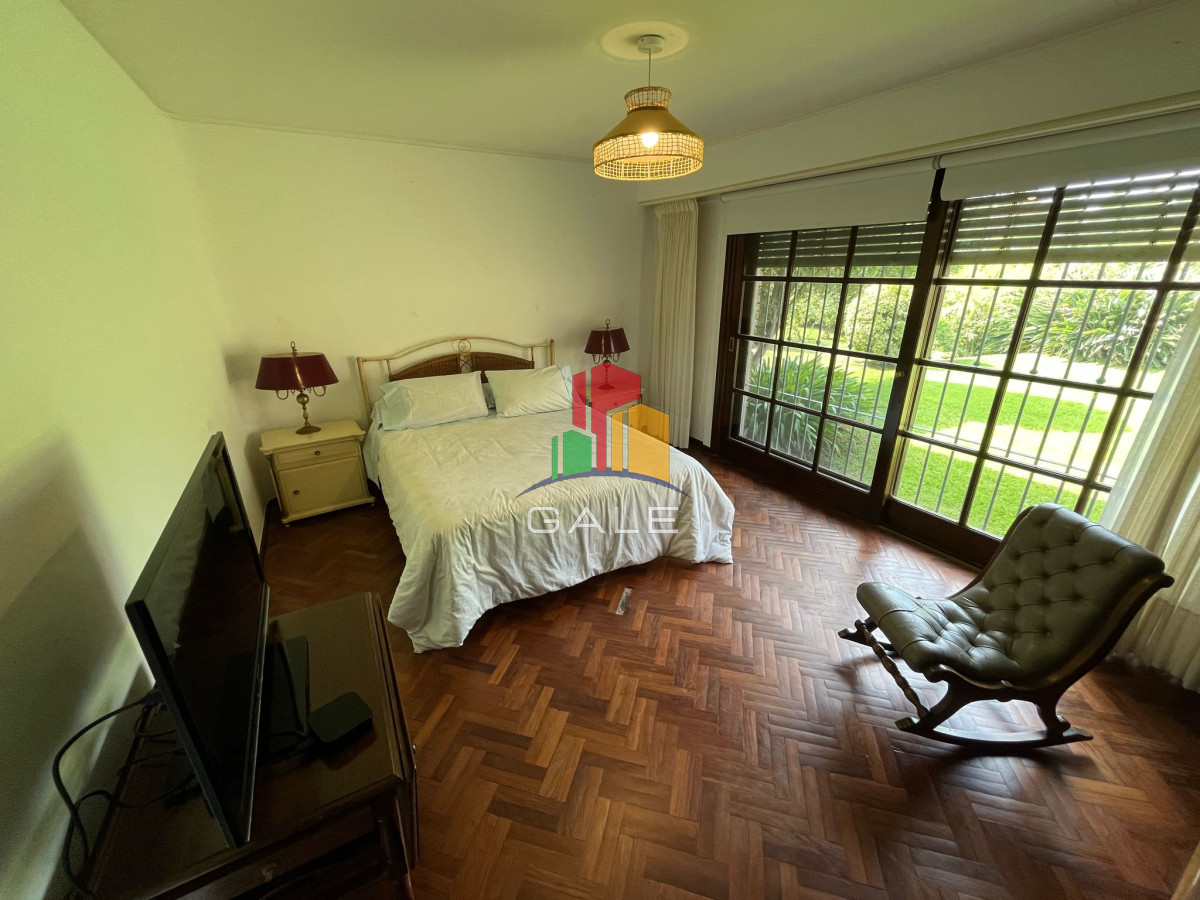 Casa ID.4736 - Hermosa mansión en Golf de 6 dormitorios , Punta del Este