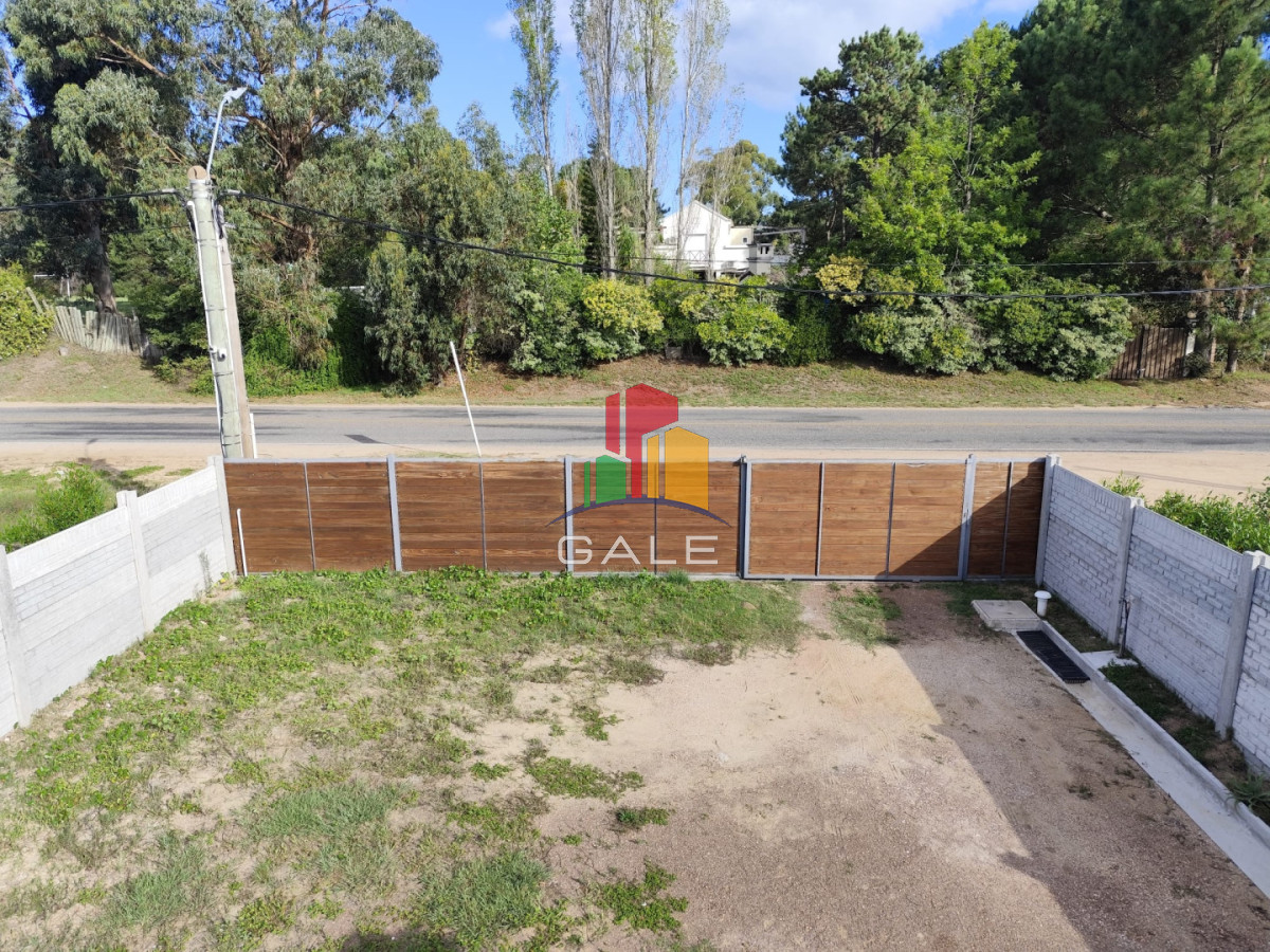 Casa ID.4835 - En venta casa de 2 dormitorios en Barrio 4H, Maldonado