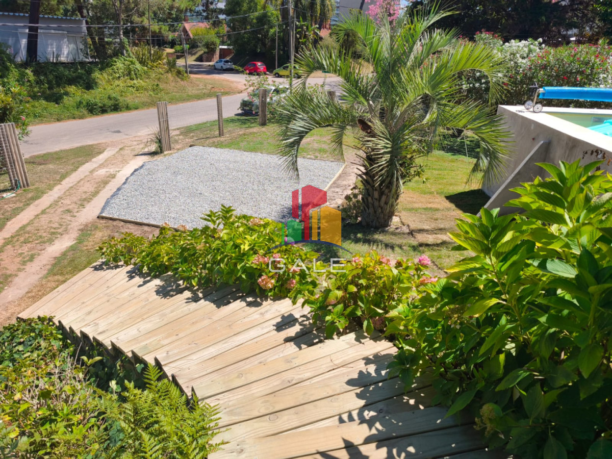 Casa ID.3737 - Casa en Venta de 5 dormitorios en San Rafael , Punta del este 