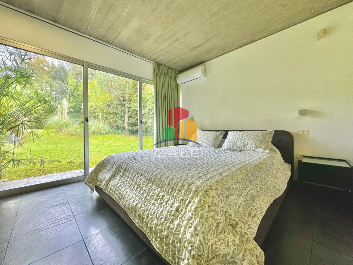 Casa ID.4730 - En venta casa de 5 dormitorios en San Rafael, con piscina 