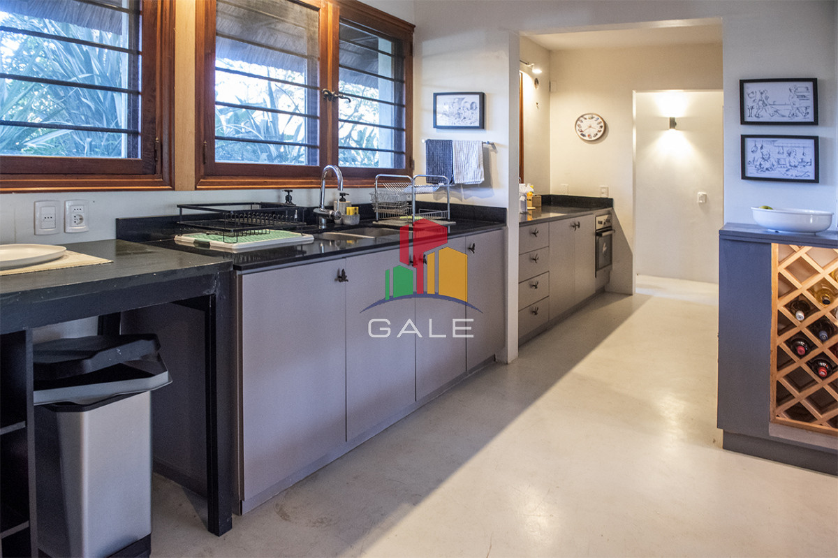 Casa ID.4739 - Casa de 4 dormitorios en venta, en Golf Punta del Este