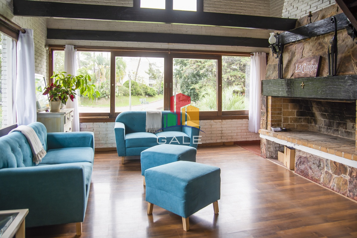 Casa ID.3737 - Casa en Venta de 5 dormitorios en San Rafael , Punta del este 