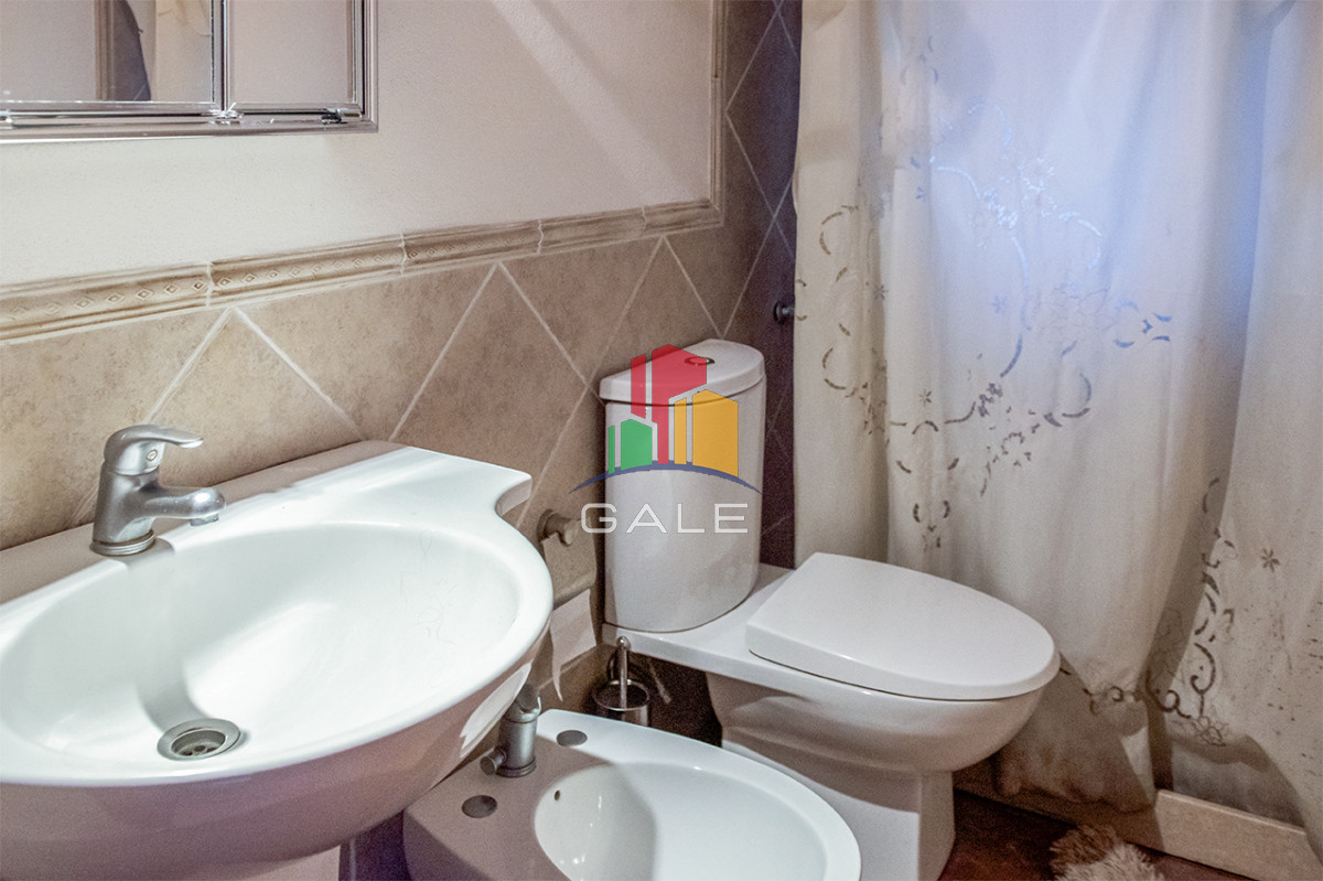 Casa ID.3723 - Vende casa de 4 dormitorios en Cantegirl, Punta del Este