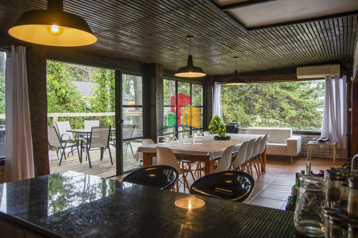 Casa ID.3737 - Casa en Venta de 5 dormitorios en San Rafael , Punta del este 