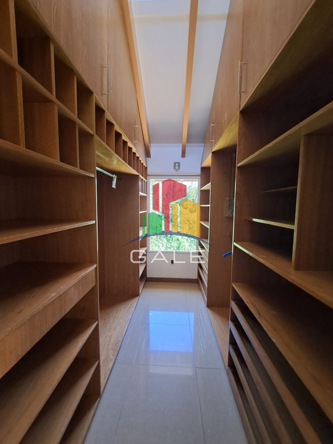 Casa ID.2222 - Espaciosa Casa en Barrio Privado de 6 dorm y piscina en Punta del Este