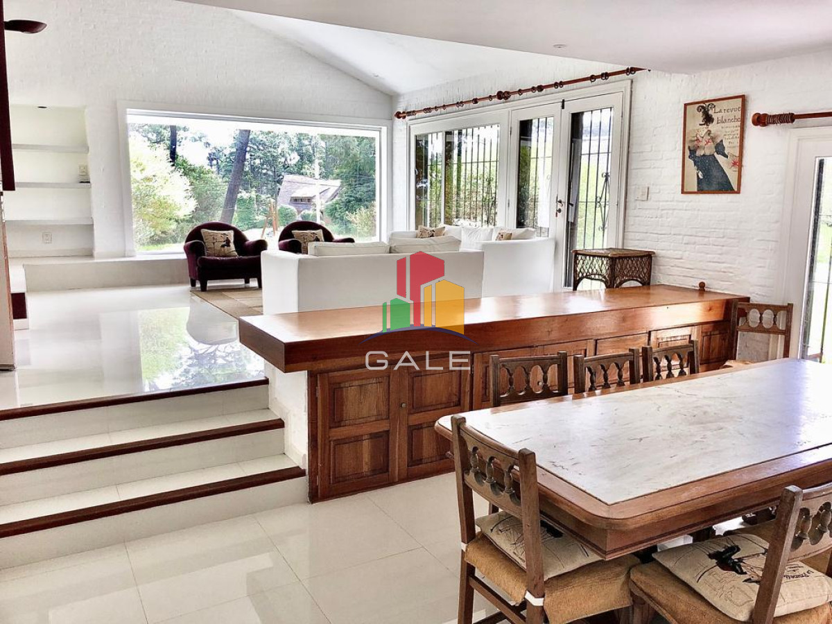 Casa ID.3724 - Casa en venta en Lugano, Punta del este, 3 dormitorios y dependencia