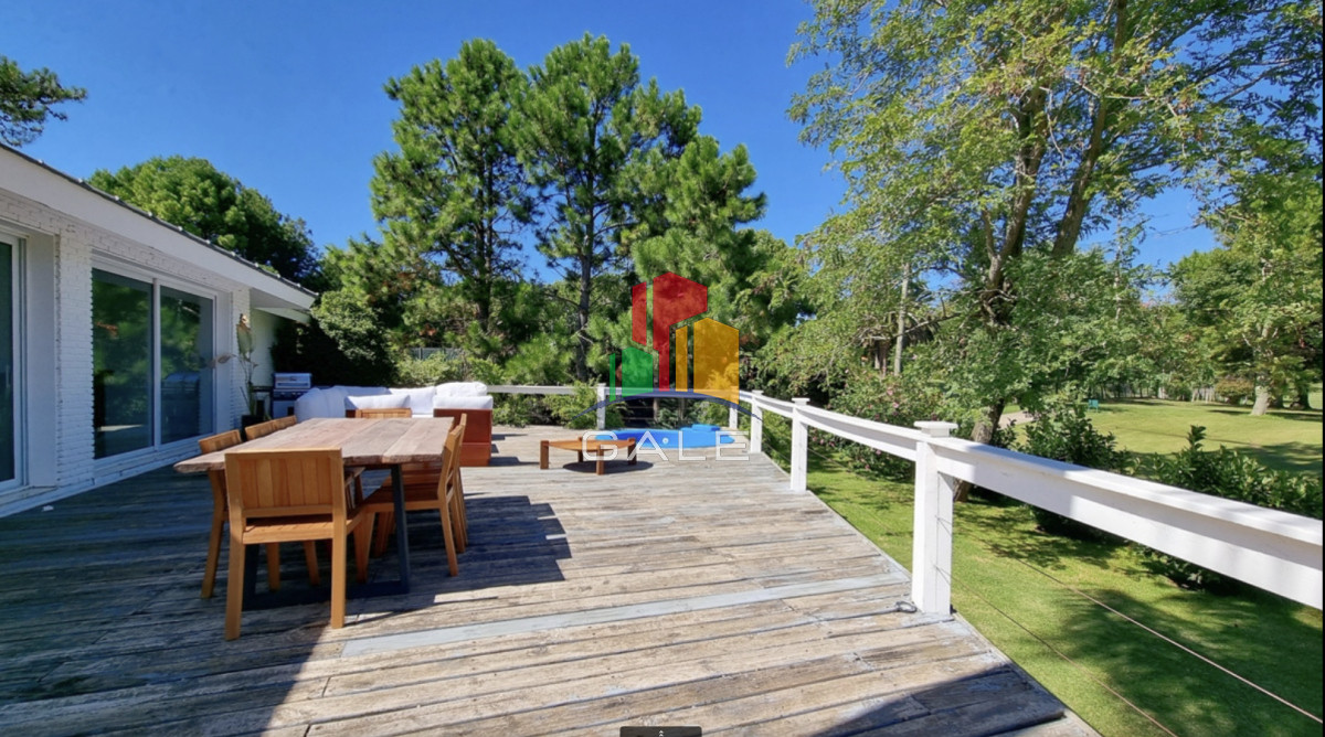 Casa ID.4728 - En venta espectacular casa de 5 dormitorios en Golf, Punta del Este