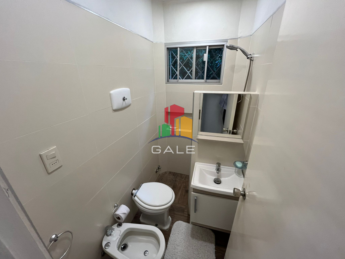 Casa ID.3730 - Hermosa Casa en venta de 4 dormitorios en Cantegril, Punta del este. 