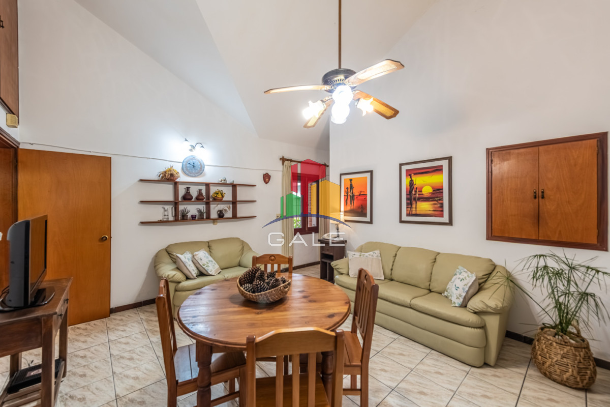 Casa ID.4729 - Vendemos espectacular casa de 4 dormitorios en Playa Mansa, Punta del este