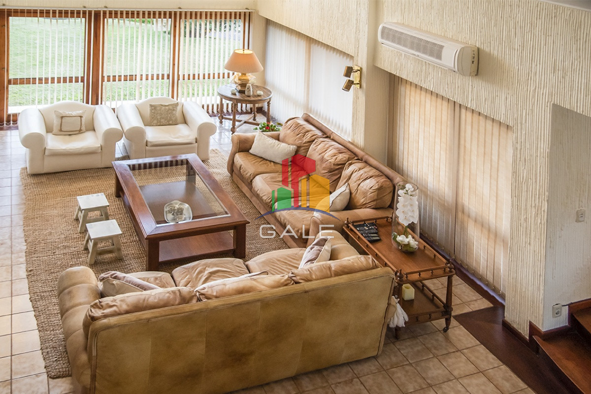 Casa ID.3740 - Hermosa casa en venta en Punta del Este