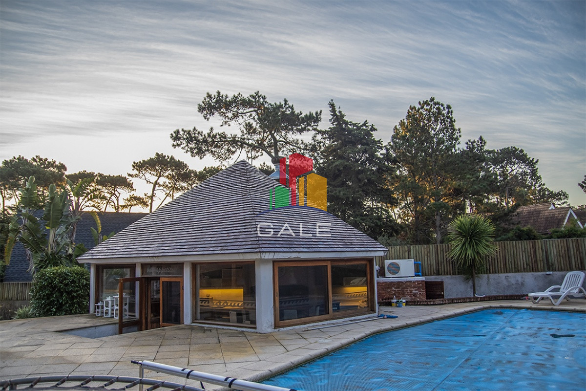 Casa ID.3740 - Hermosa casa en venta en Punta del Este