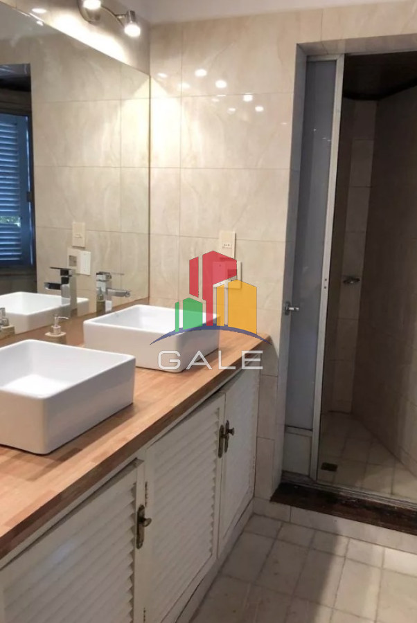 Casa ID.3961 - Vende espectacular casa en Lugano de 3 dormitorios, con piscina y parrillero.