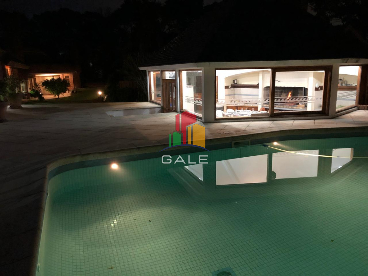 Casa ID.3740 - Hermosa casa en venta en Punta del Este