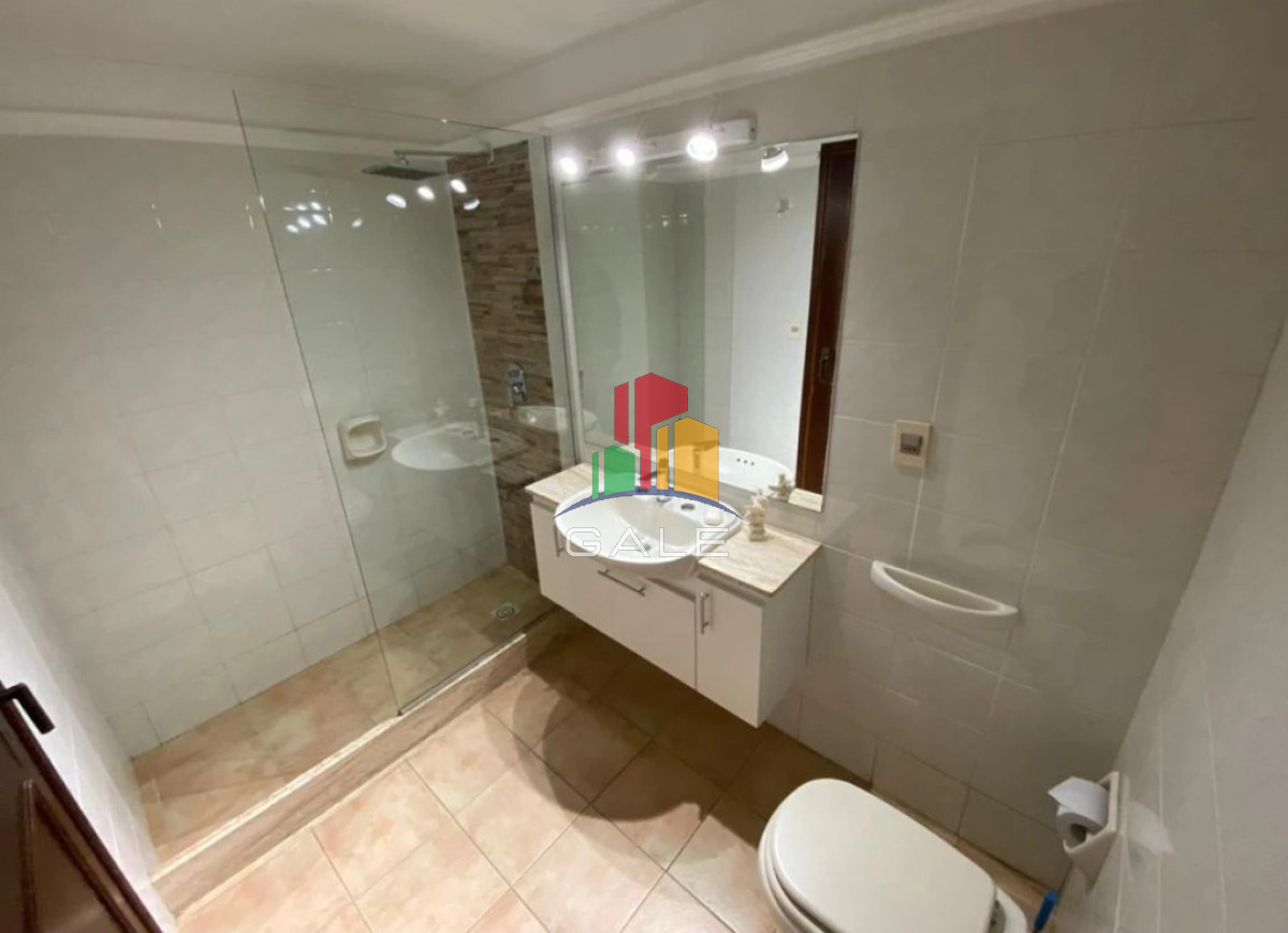 Casa ID.4734 - En venta casa de 5 dormitorios, con piscina, parrillero y jardin en Lugano,Punta del Este