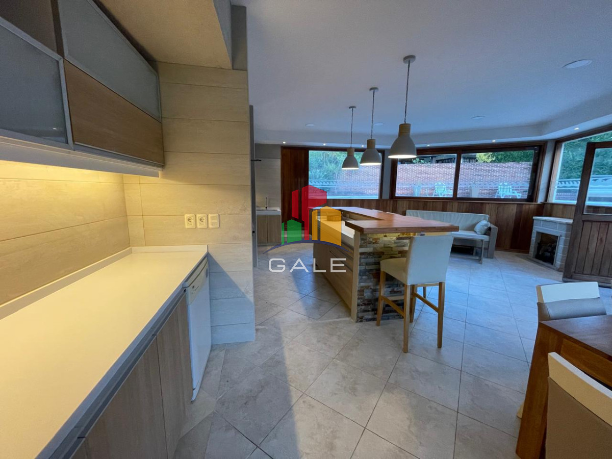 Casa ID.3740 - Hermosa casa en venta en Punta del Este