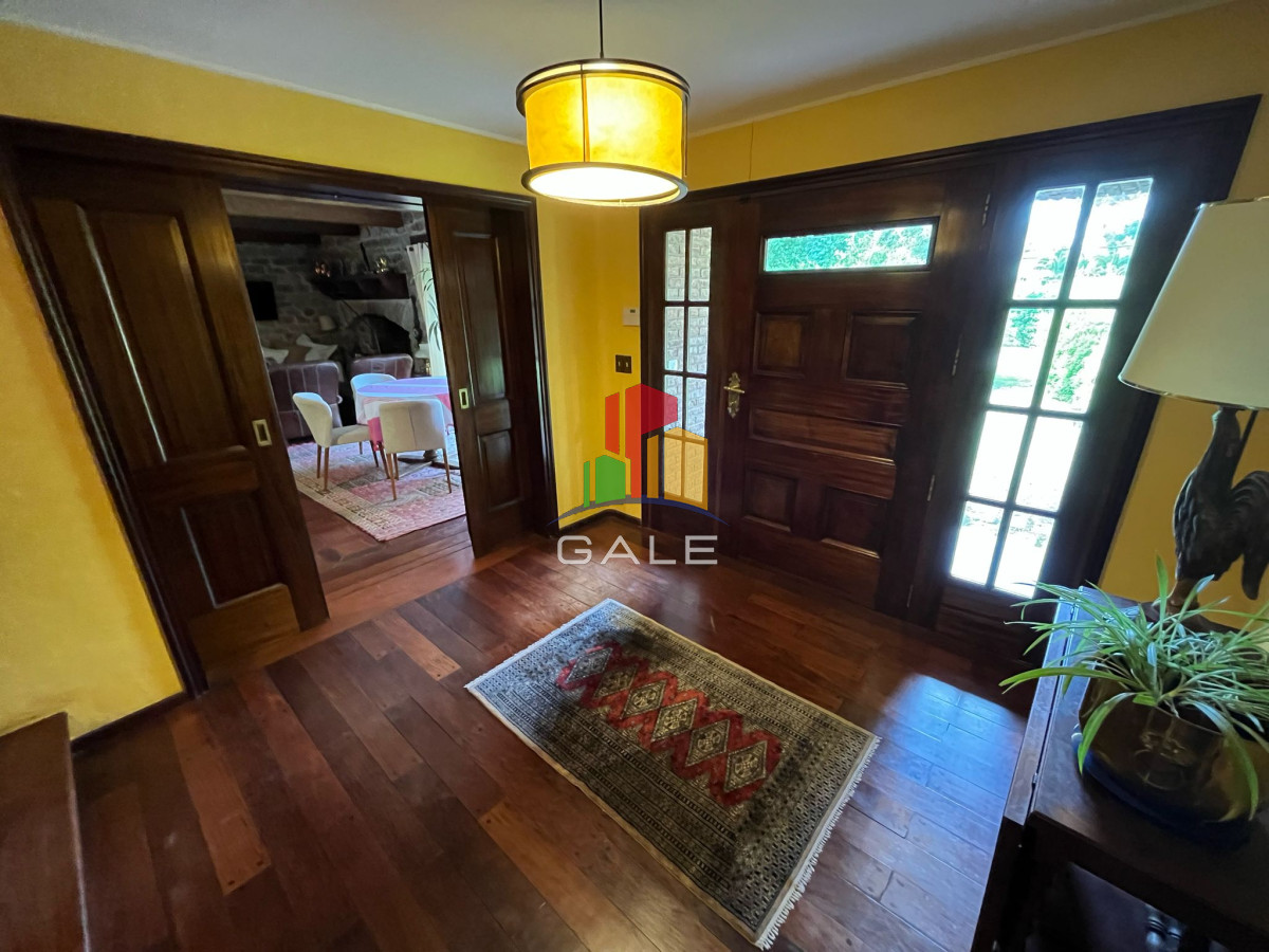 Casa ID.4736 - Hermosa mansión en Golf de 6 dormitorios , Punta del Este