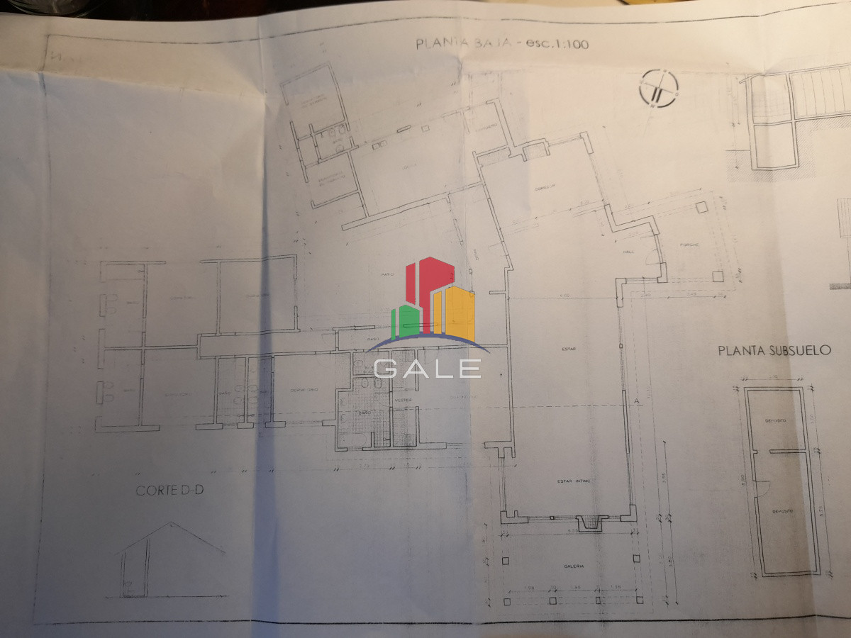 Casa ID.810 - Casa de gran tamaño ubicada en zona del Golf.