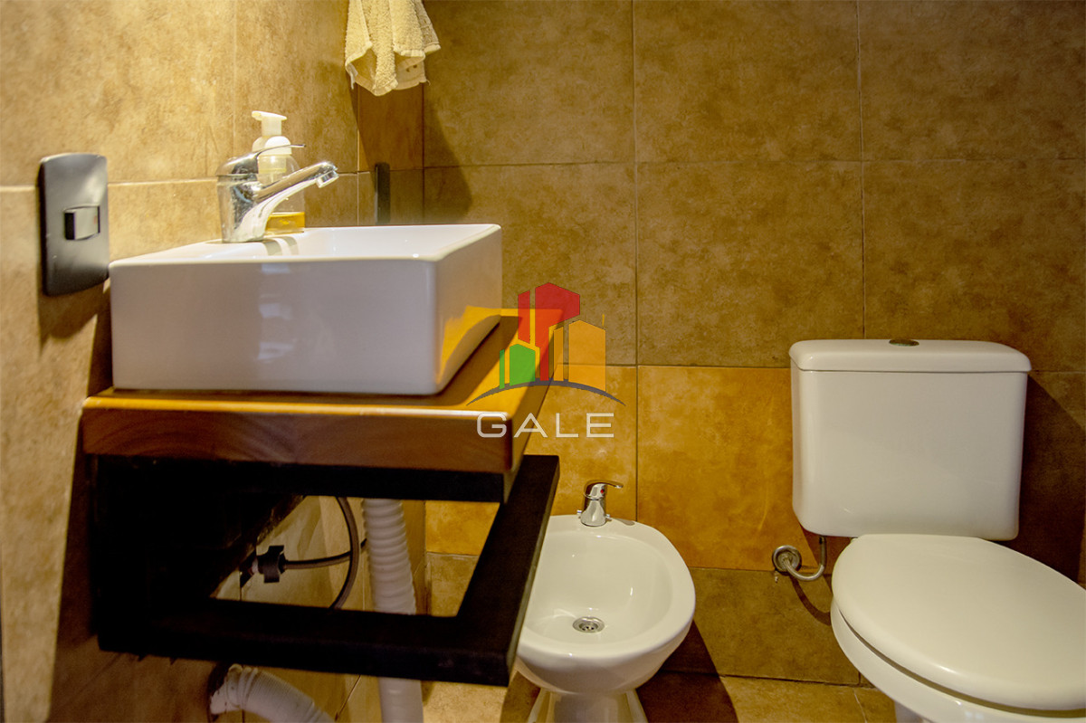 Casa ID.4564 - En venta casa de 3 Dormitorios en Jardines de Córdoba con Barbacoa 