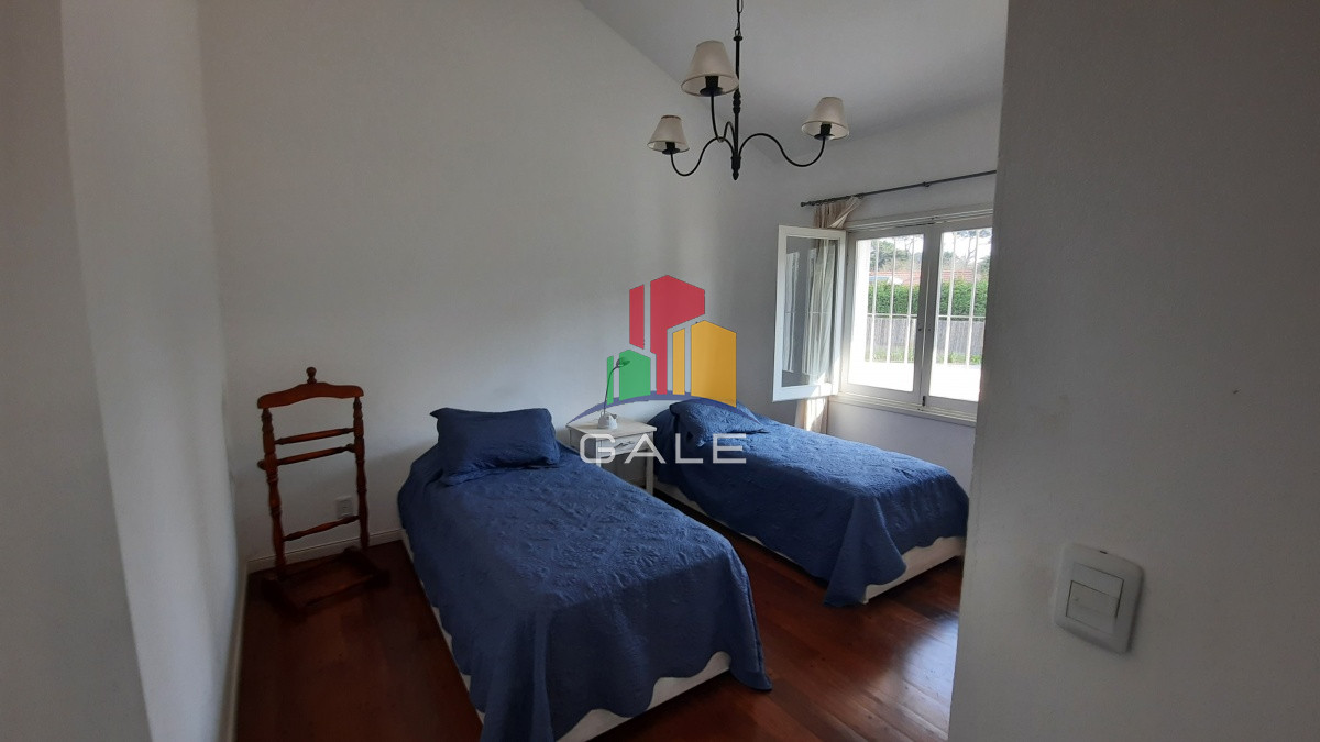 Casa ID.3970 - Exclusiva casa de 4 dormitorios con piscina en Punta del Este
