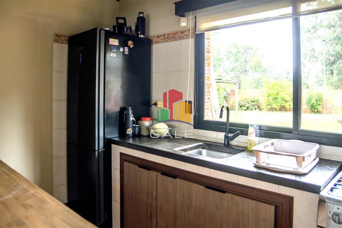 Casa ID.4564 - En venta casa de 3 Dormitorios en Jardines de Córdoba con Barbacoa 