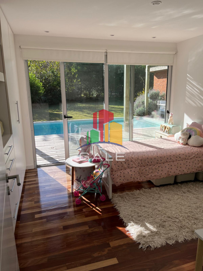 Casa ID.3965 - Casa en venta de 3 dormitorios en Punta del Este.