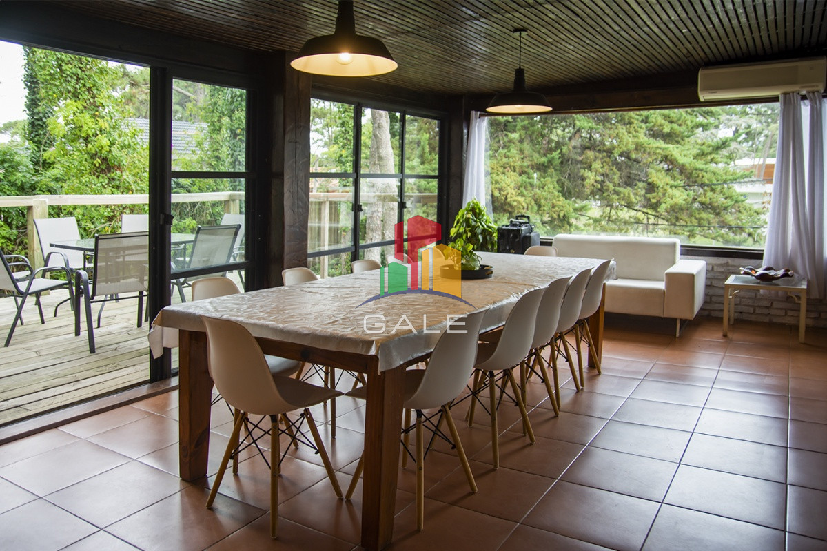 Casa ID.3737 - Casa en Venta de 5 dormitorios en San Rafael , Punta del este 