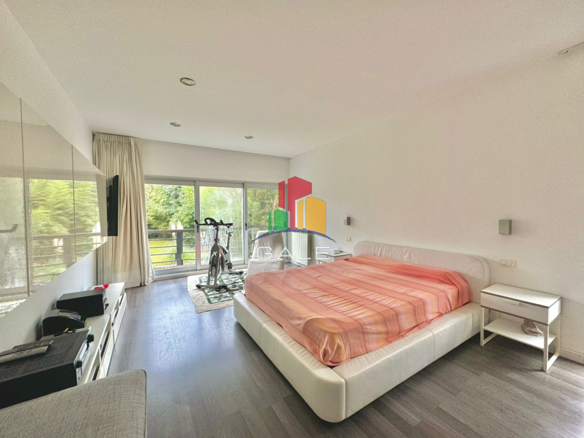 Casa ID.4730 - En venta casa de 5 dormitorios en San Rafael, con piscina 