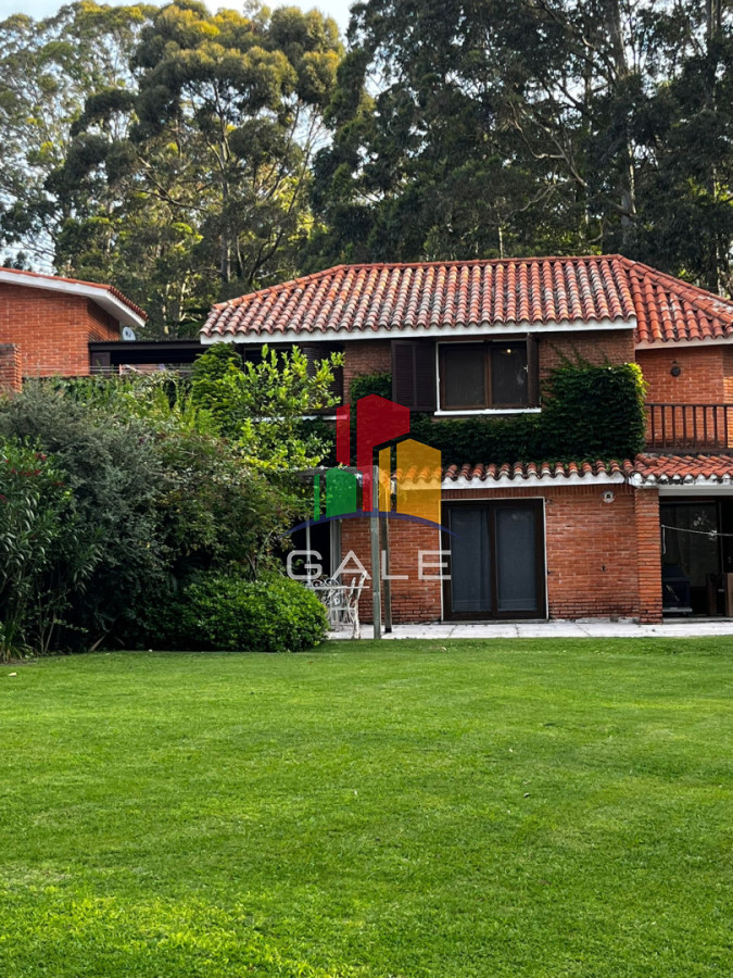 Gale Propiedades & Escribanía Casa ID.5291 - Casa a la venta 3 dormitorios en Punta del Este Rincon del indio
