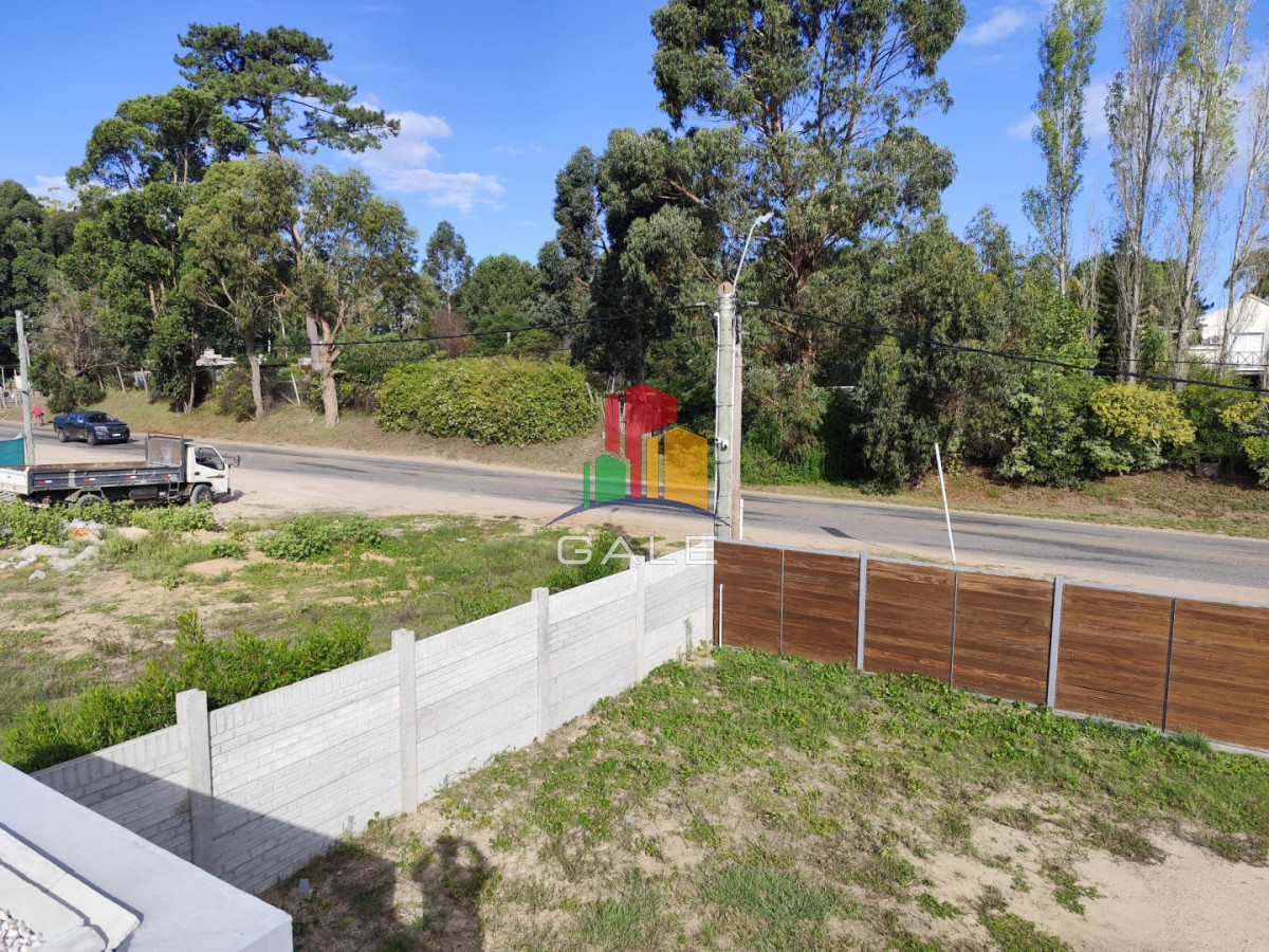 Casa ID.4835 - En venta casa de 2 dormitorios en Barrio 4H, Maldonado