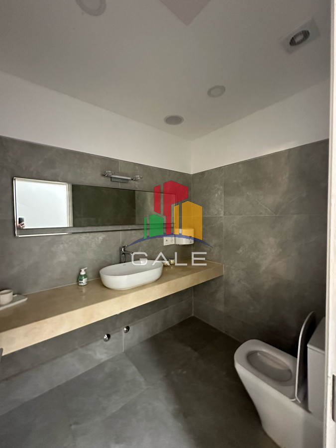 Casa ID.4738 - Casa ideal para clinica privada, zona comercial, Punta del Este