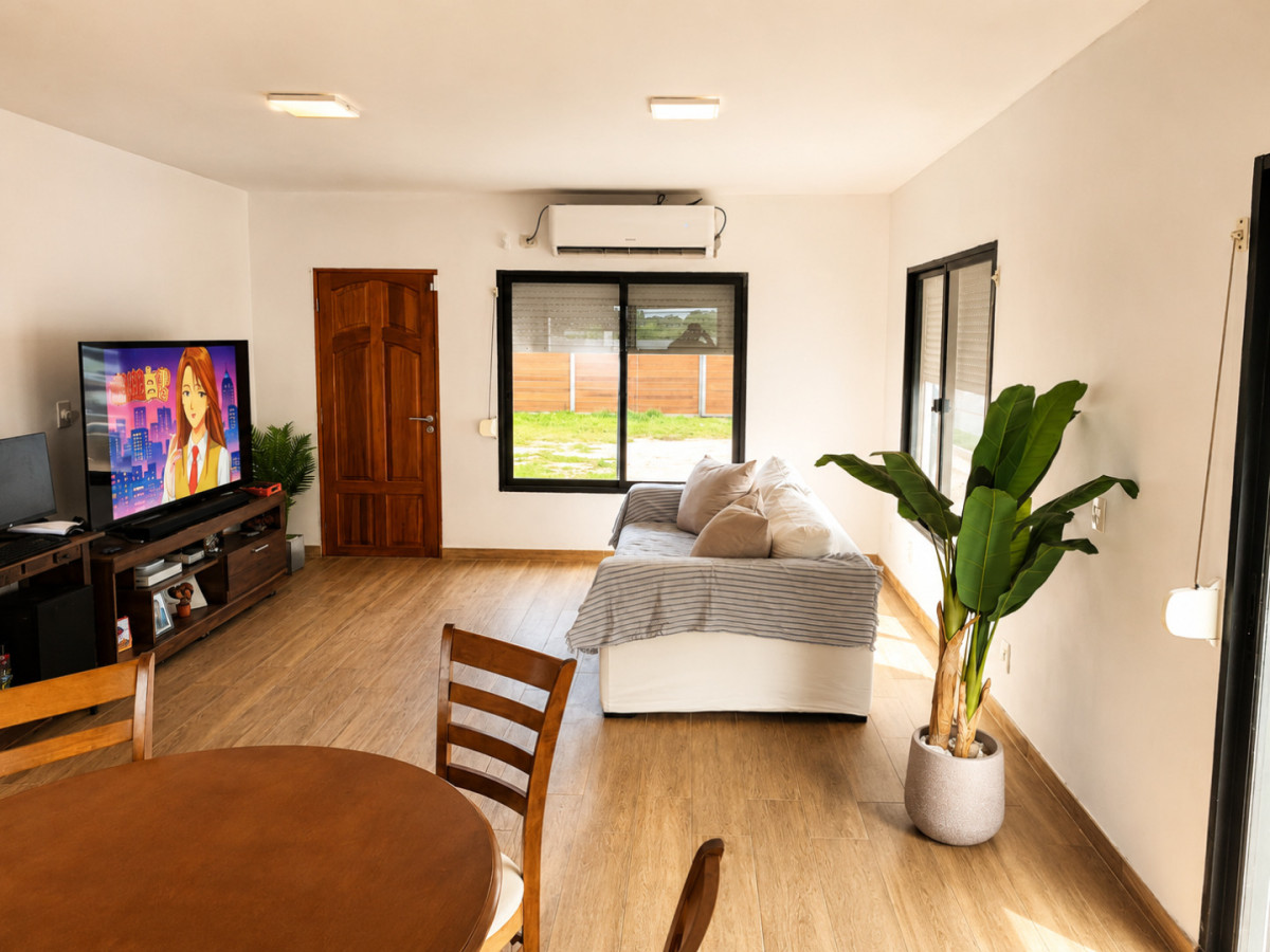 En venta casa de 2 dormitorios en Barrio 4H, Maldonado