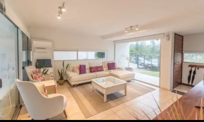 Casa de 2 dormitorios en Venta en Rincon del Indio, Punta del Este