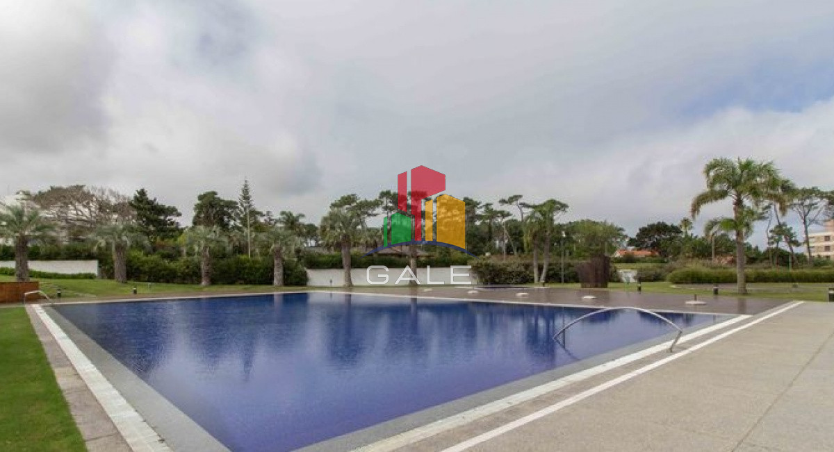 Apartamento ID.4081 - Luminoso departamento en  torre de Categoría